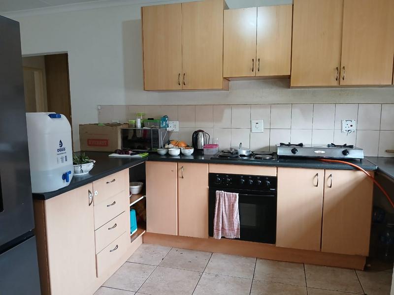 2 Bedroom Property for Sale in Vorna Valley Gauteng