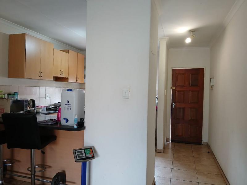 2 Bedroom Property for Sale in Vorna Valley Gauteng