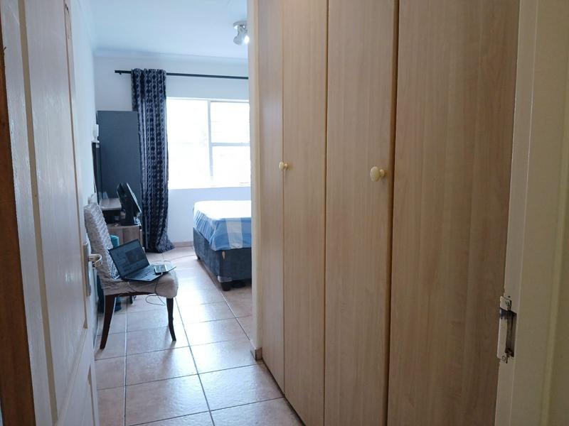 2 Bedroom Property for Sale in Vorna Valley Gauteng