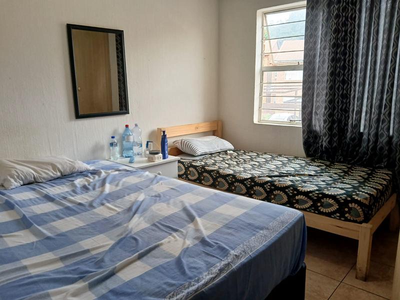 2 Bedroom Property for Sale in Vorna Valley Gauteng
