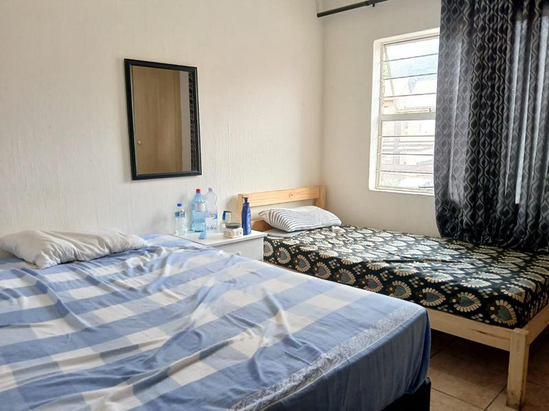 2 Bedroom Property for Sale in Vorna Valley Gauteng