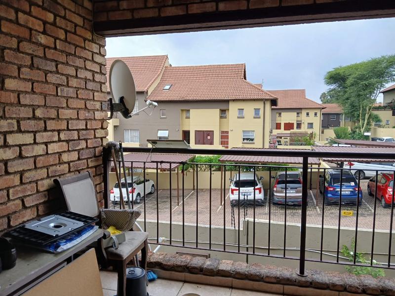 2 Bedroom Property for Sale in Vorna Valley Gauteng