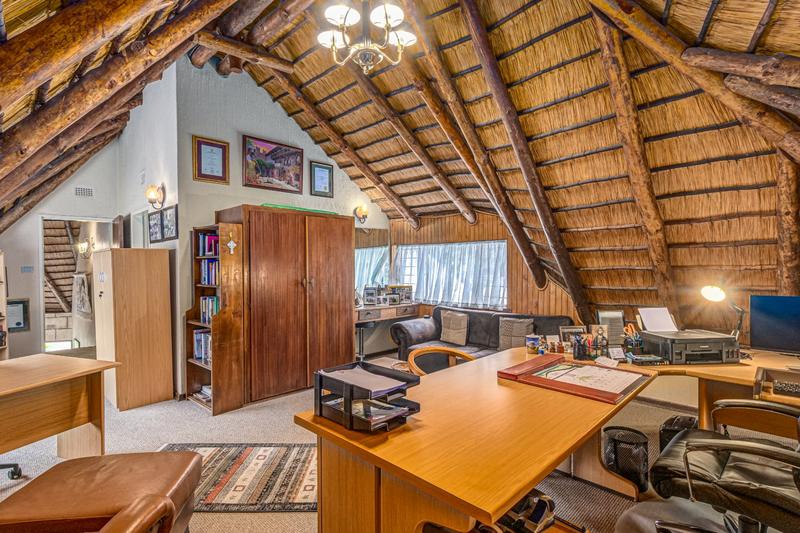 4 Bedroom Property for Sale in Magaliessig Gauteng