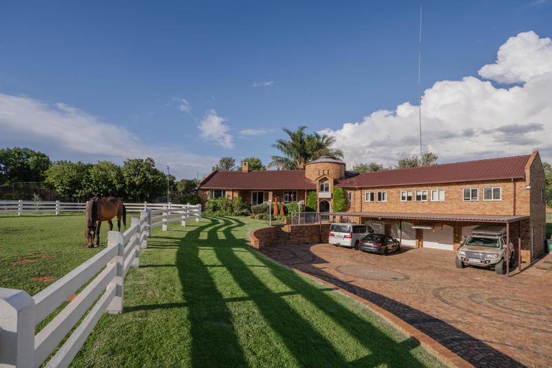 6 Bedroom Property for Sale in Randjesfontein A H Gauteng