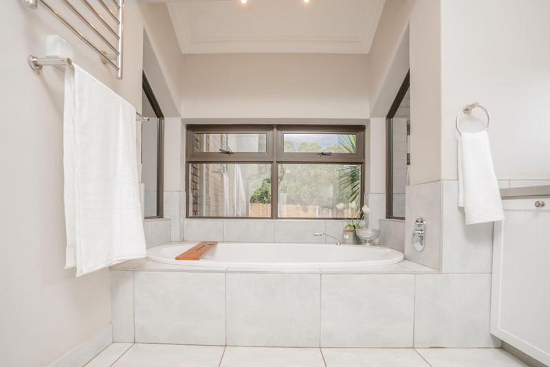 6 Bedroom Property for Sale in Randjesfontein A H Gauteng