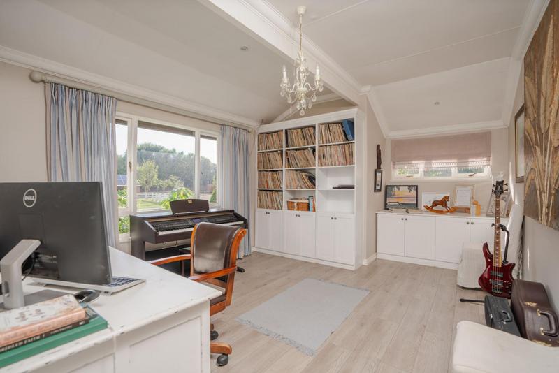 6 Bedroom Property for Sale in Randjesfontein A H Gauteng