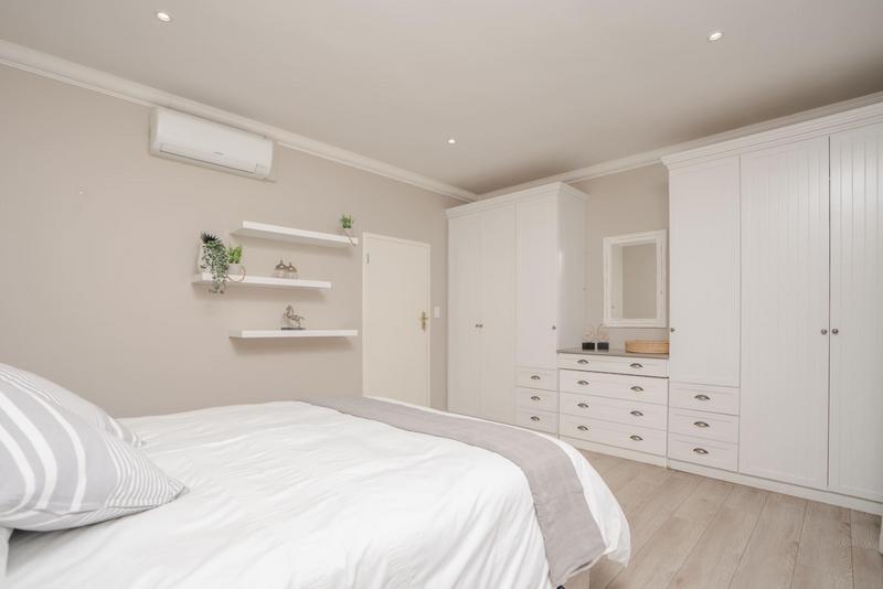 6 Bedroom Property for Sale in Randjesfontein A H Gauteng