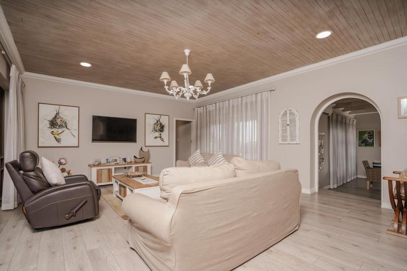 6 Bedroom Property for Sale in Randjesfontein A H Gauteng