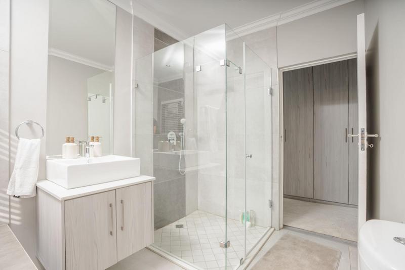 6 Bedroom Property for Sale in Randjesfontein A H Gauteng