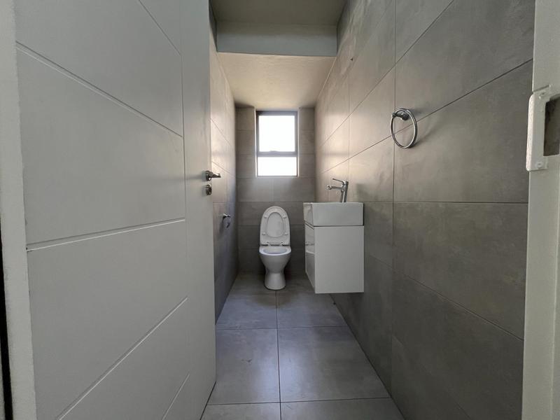 3 Bedroom Property for Sale in Broadacres Gauteng