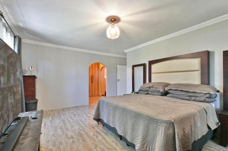3 Bedroom Property for Sale in Glenvista Gauteng