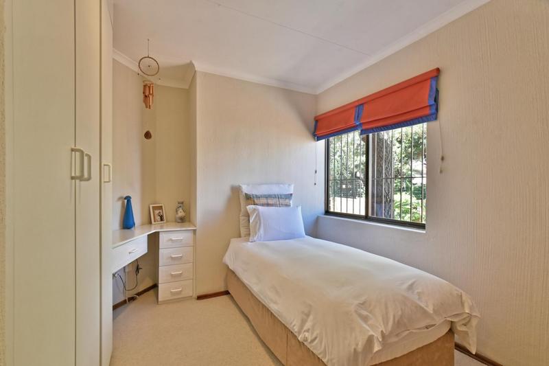 3 Bedroom Property for Sale in Glenvista Gauteng