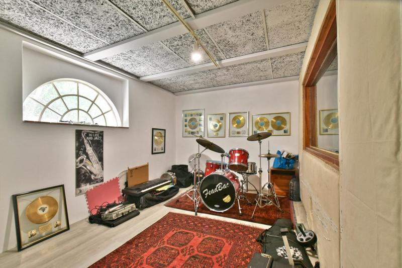 4 Bedroom Property for Sale in Bryanston Gauteng
