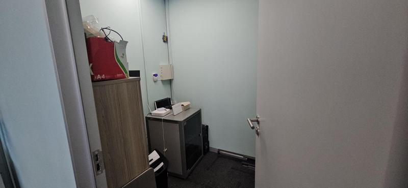 To Let commercial Property for Rent in Randjespark Gauteng