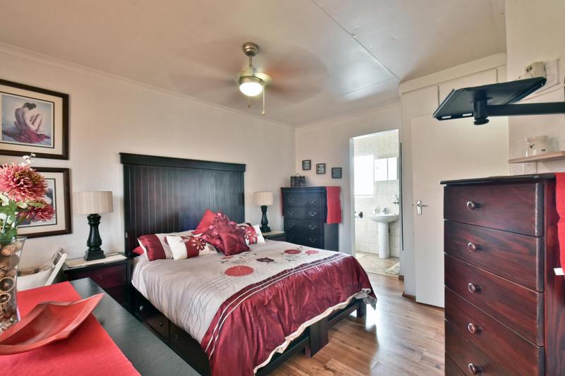 3 Bedroom Property for Sale in Wilgeheuwel Gauteng