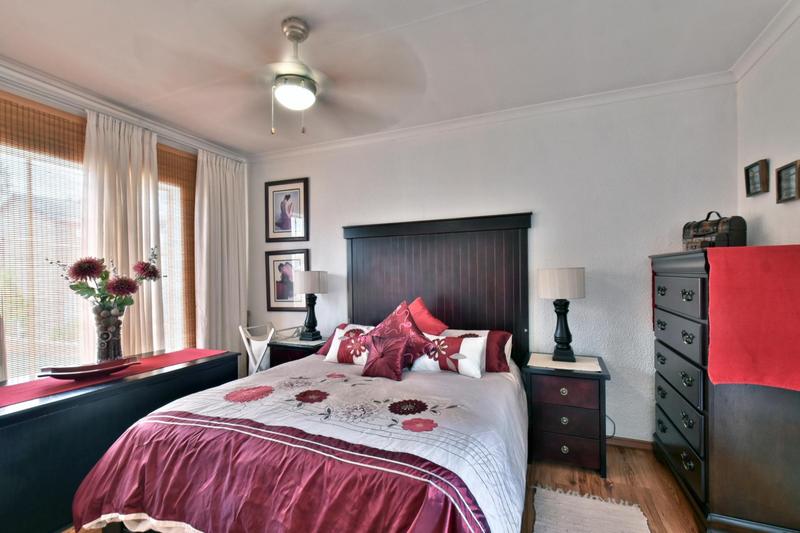 3 Bedroom Property for Sale in Wilgeheuwel Gauteng