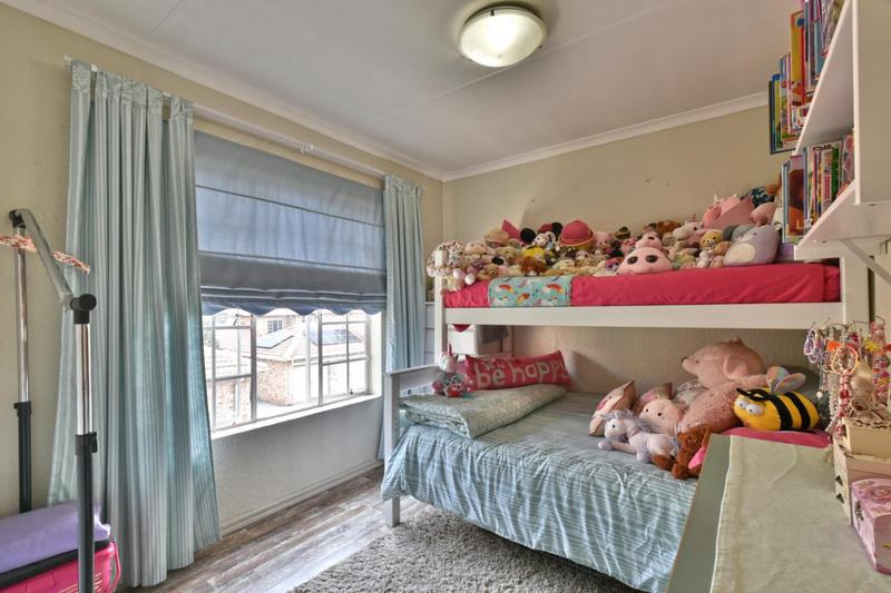 3 Bedroom Property for Sale in Wilgeheuwel Gauteng