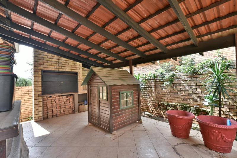 3 Bedroom Property for Sale in Wilgeheuwel Gauteng