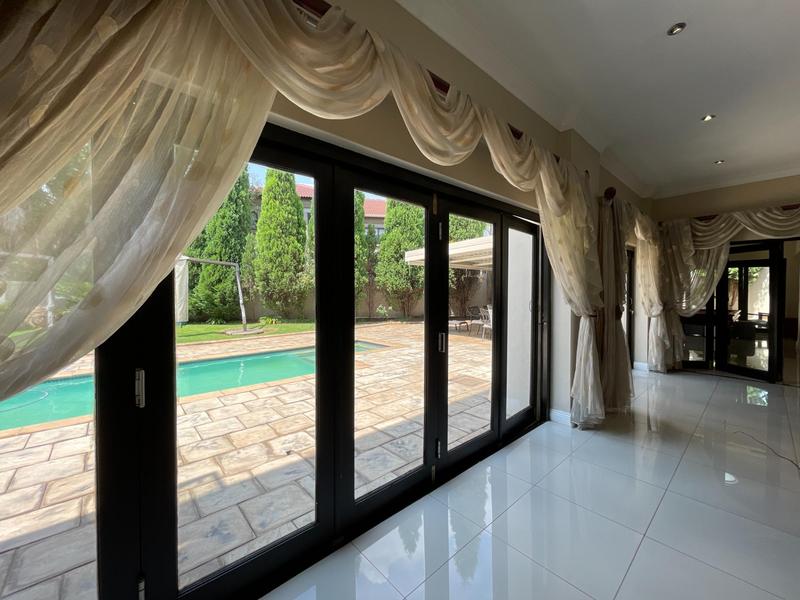To Let 5 Bedroom Property for Rent in Midstream Estate Gauteng