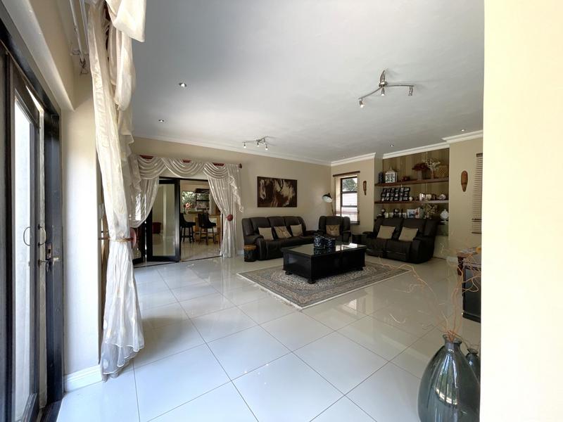 To Let 5 Bedroom Property for Rent in Midstream Estate Gauteng