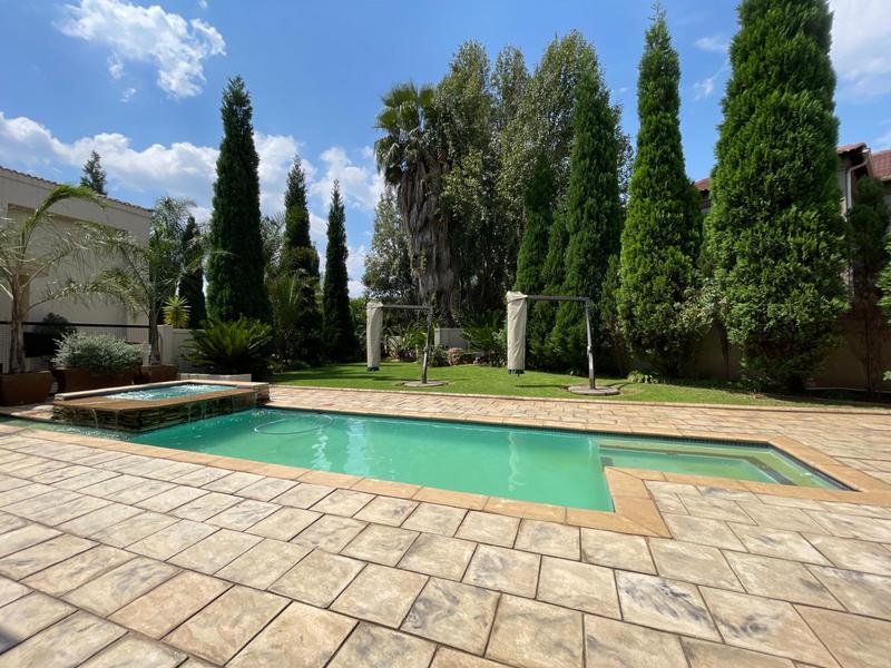 To Let 5 Bedroom Property for Rent in Midstream Estate Gauteng