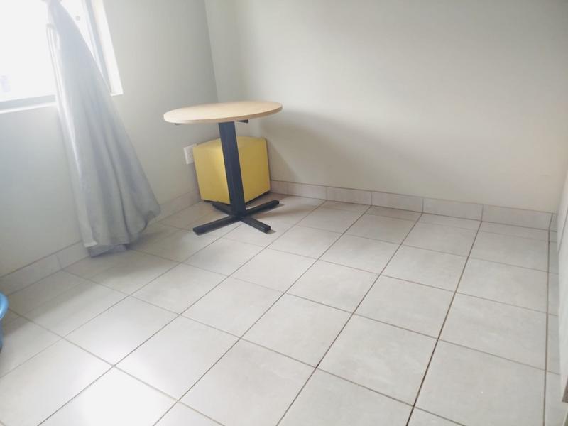2 Bedroom Property for Sale in La Montagne Gauteng