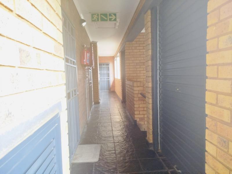 2 Bedroom Property for Sale in La Montagne Gauteng