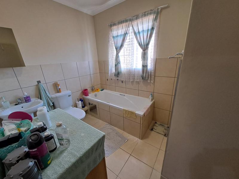 3 Bedroom Property for Sale in Annlin Gauteng