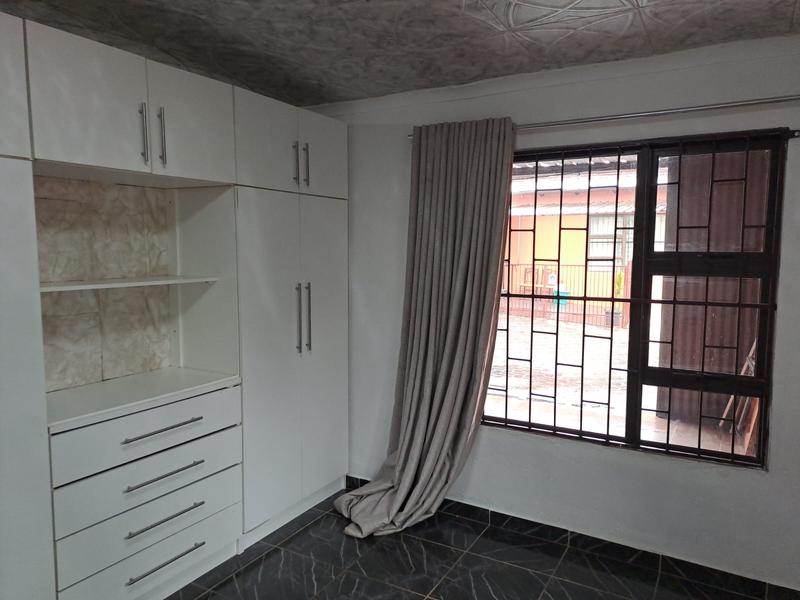 To Let 1 Bedroom Property for Rent in Primrose Gauteng