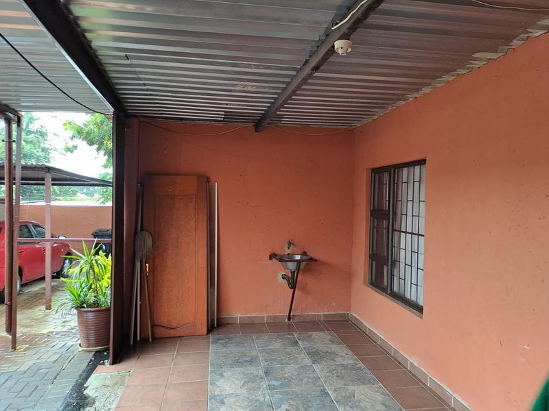 To Let 1 Bedroom Property for Rent in Primrose Gauteng