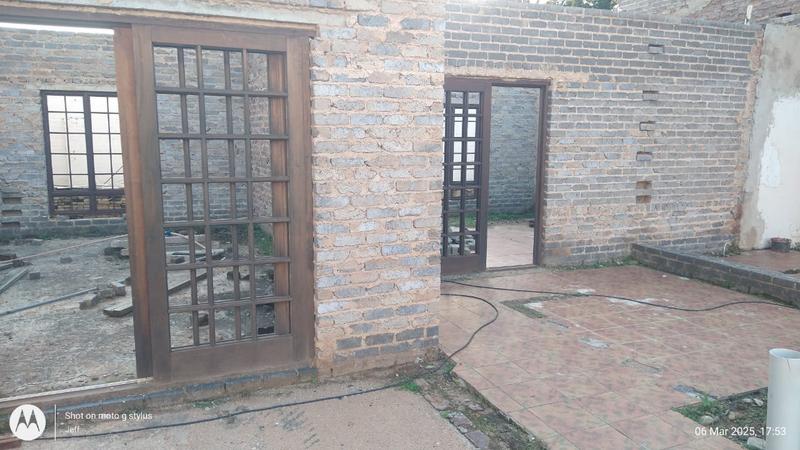 13 Bedroom Property for Sale in Klippoortje Gauteng