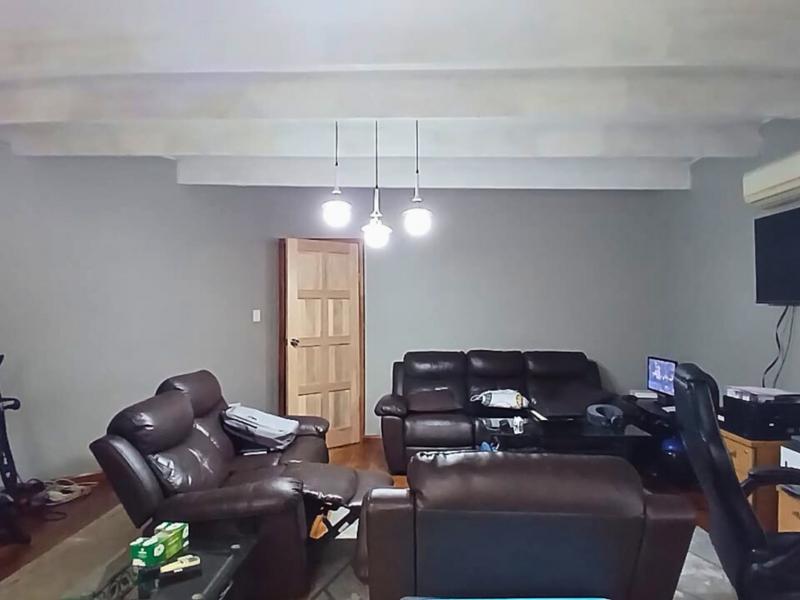 6 Bedroom Property for Sale in Birchleigh Gauteng