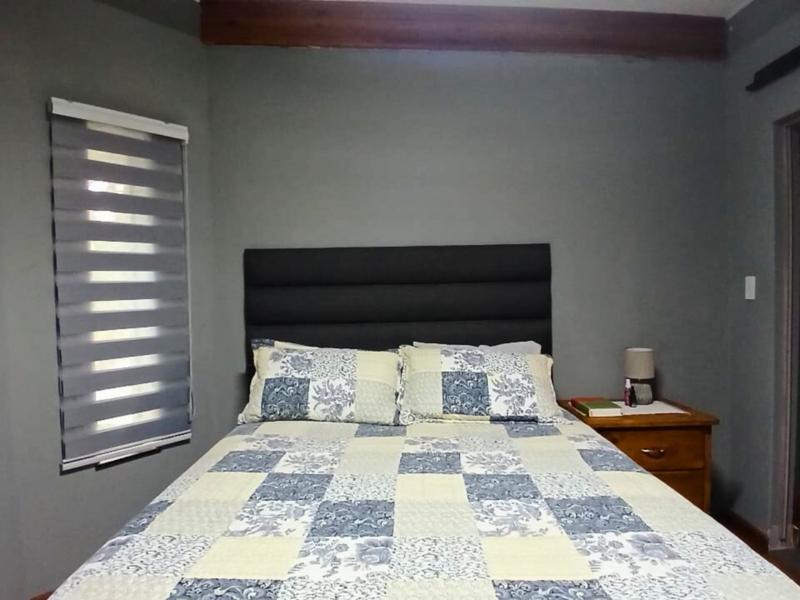 6 Bedroom Property for Sale in Birchleigh Gauteng