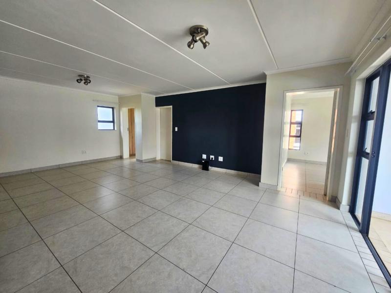 2 Bedroom Property for Sale in Glen Marais Gauteng