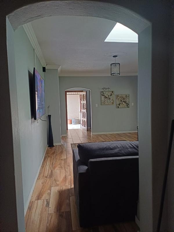4 Bedroom Property for Sale in Farrarmere Gauteng