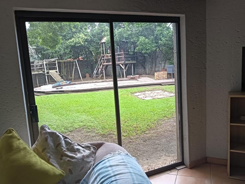 4 Bedroom Property for Sale in Farrarmere Gauteng
