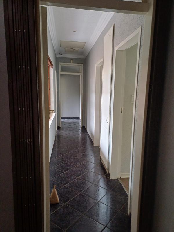 4 Bedroom Property for Sale in Farrarmere Gauteng