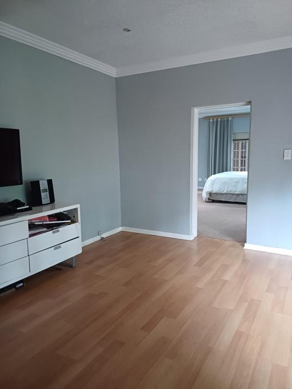 4 Bedroom Property for Sale in Farrarmere Gauteng