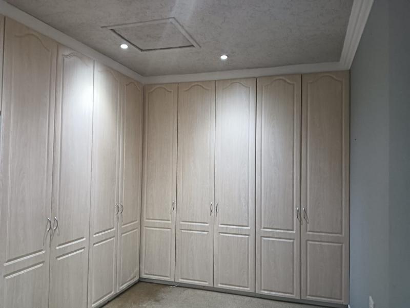 4 Bedroom Property for Sale in Farrarmere Gauteng