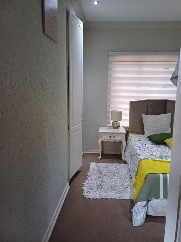 4 Bedroom Property for Sale in Farrarmere Gauteng
