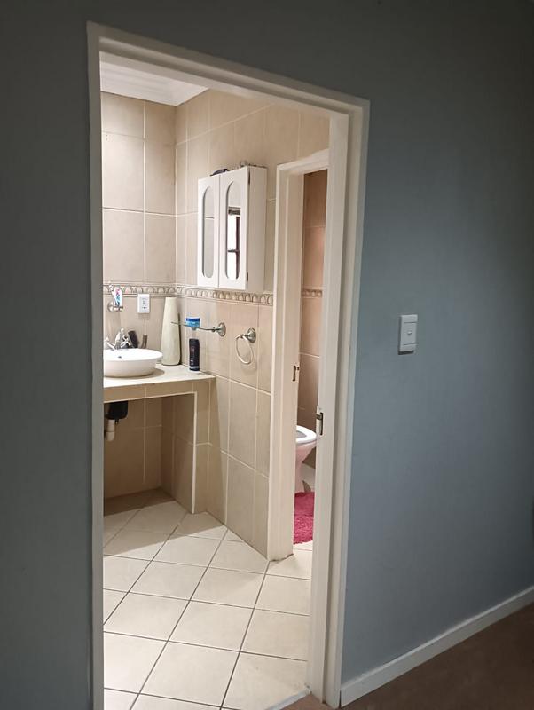 4 Bedroom Property for Sale in Farrarmere Gauteng
