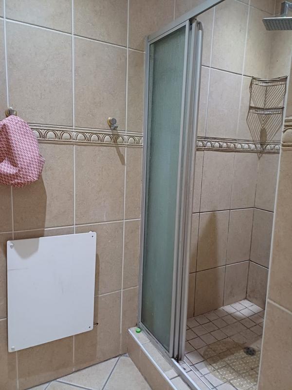 4 Bedroom Property for Sale in Farrarmere Gauteng