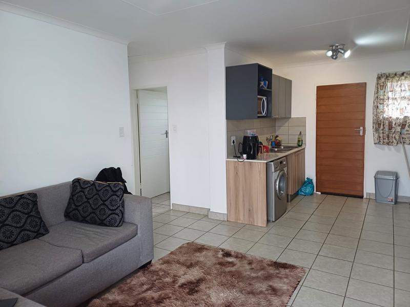 2 Bedroom Property for Sale in Esther Park Gauteng