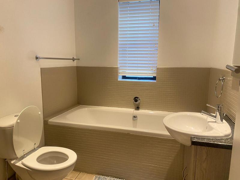 2 Bedroom Property for Sale in Sandton Central Gauteng