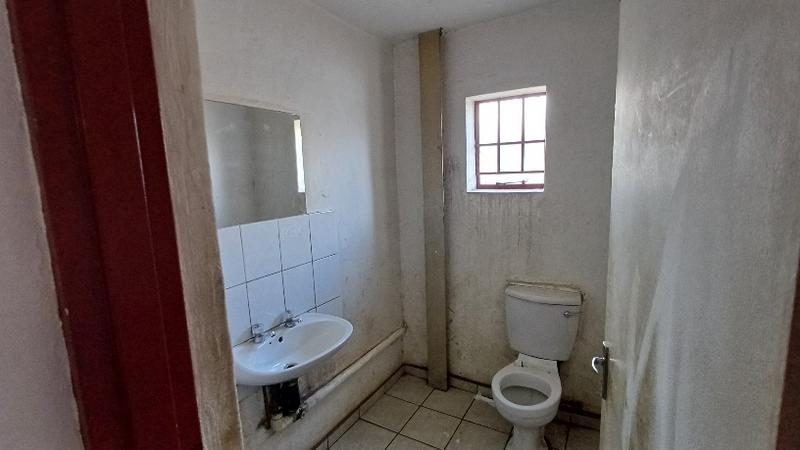 To Let commercial Property for Rent in Hennopspark Gauteng