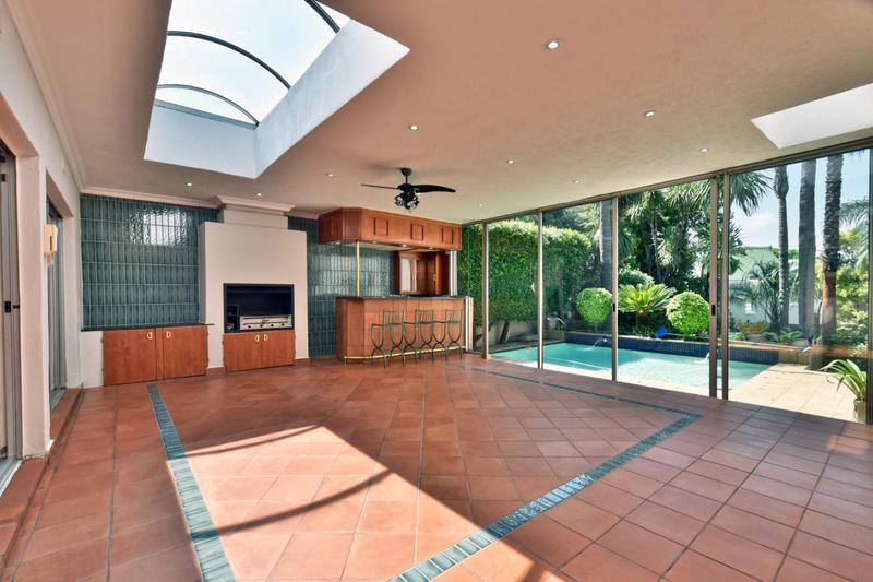 4 Bedroom Property for Sale in Hurlingham Manor Gauteng