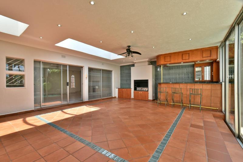 4 Bedroom Property for Sale in Hurlingham Manor Gauteng