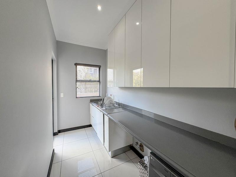 7 Bedroom Property for Sale in Midlands Estate Gauteng