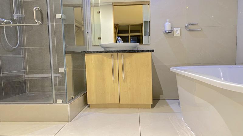 1 Bedroom Property for Sale in Sandton Central Gauteng