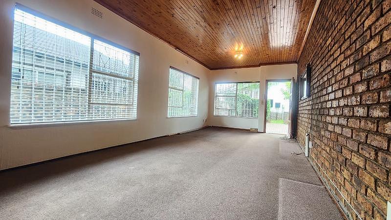 2 Bedroom Property for Sale in Albemarle Gauteng